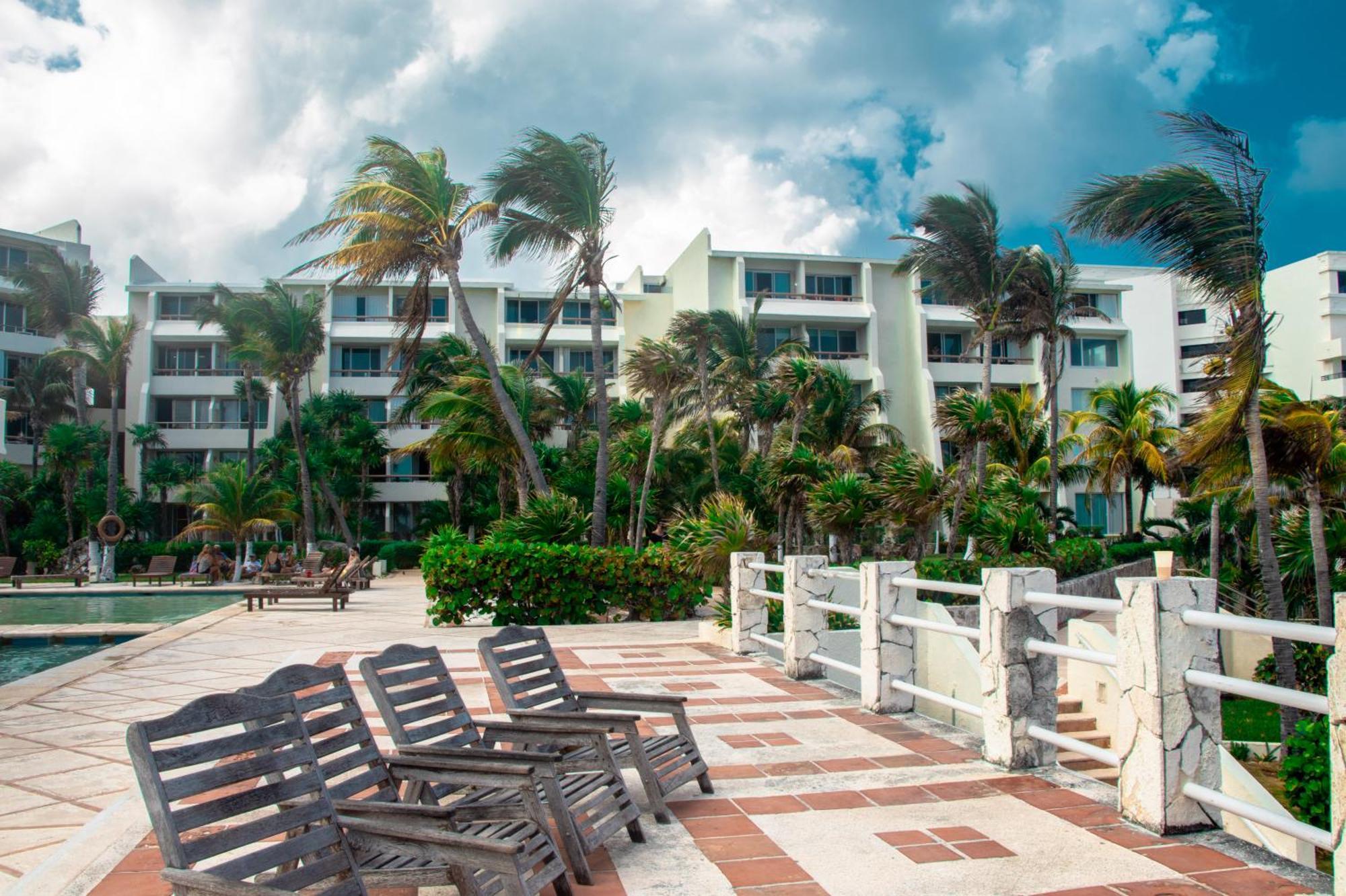 Rodero By Solymar Beach Front Condos In Hotel Zone Cancún Zewnętrze zdjęcie